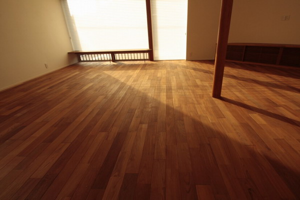 teak flooring roomview-3