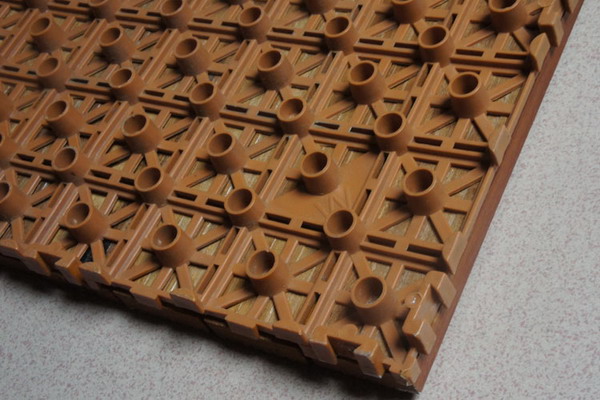decking tile plastic base-1