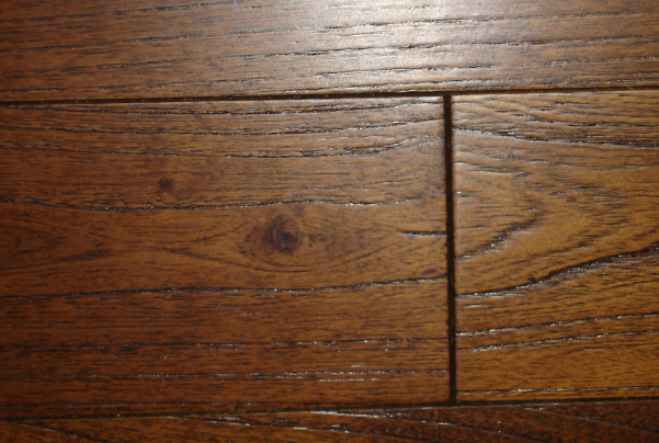 CHOCLATE STAINED ROBINIA FLOORING