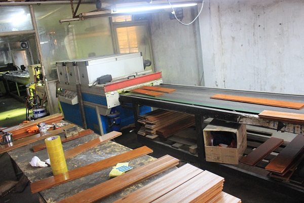 factory workshop milling brazilian teak 
